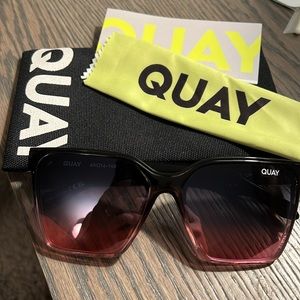 Rose Gold and brown Frame… ombré type lens with rose gold at bottom.